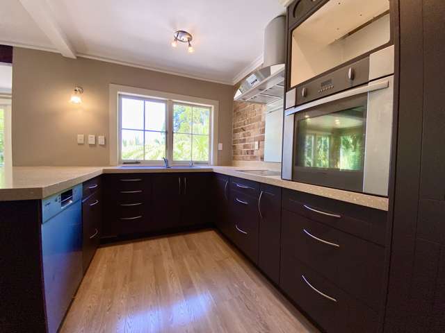 16 Manuka Road Titirangi_4