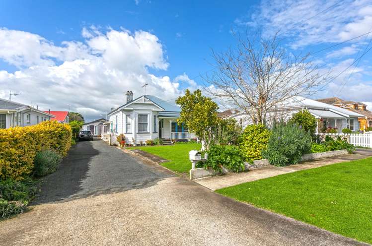 114 Fenton Street Thames_36