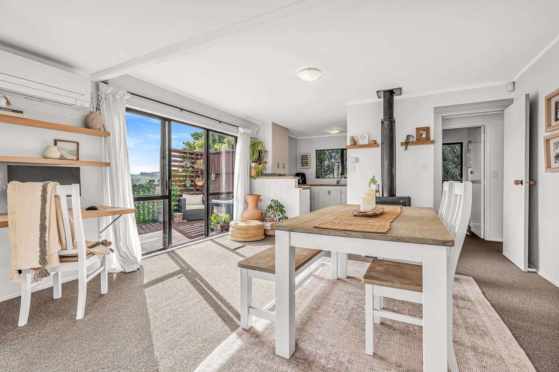 6 Rautawhiri Road Helensville_0