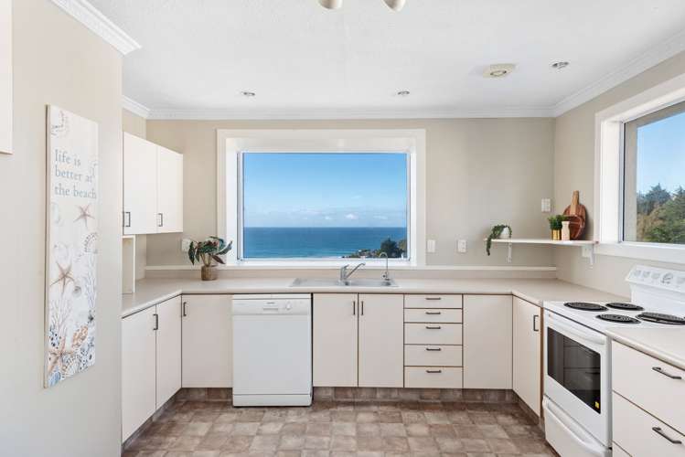 149 Easther Crescent Kew_6