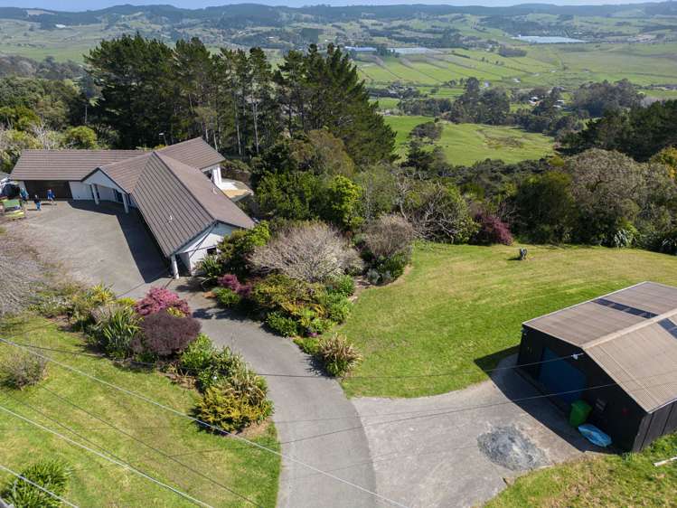 241 Kiwitahi Road Helensville_32