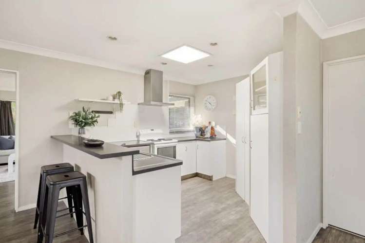 28 Checketts Place Papamoa Beach_10