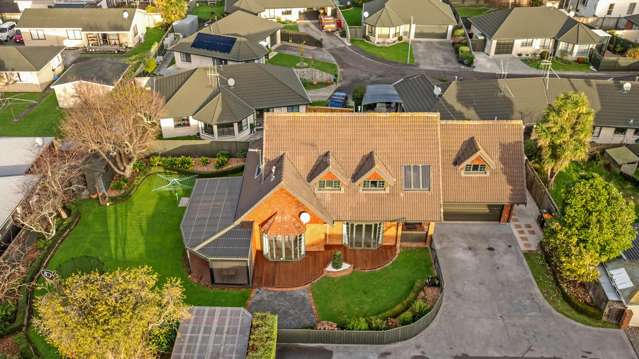 Hot listing in Boys’ High zone — don’t miss it