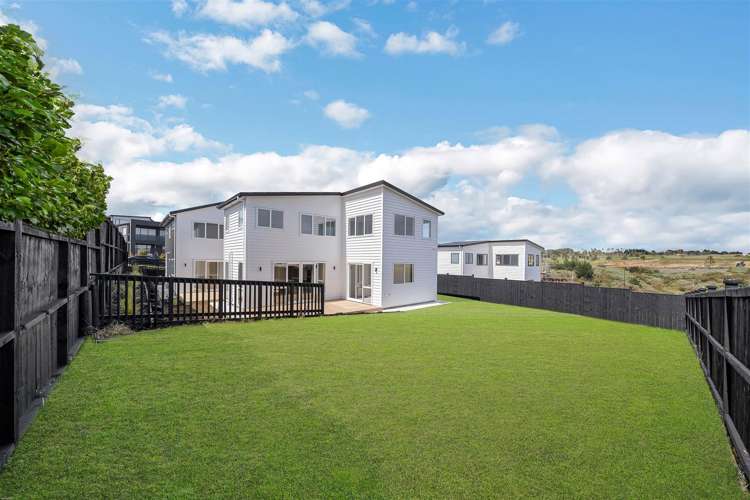 5 Hapukupuku Avenue Beachlands_37