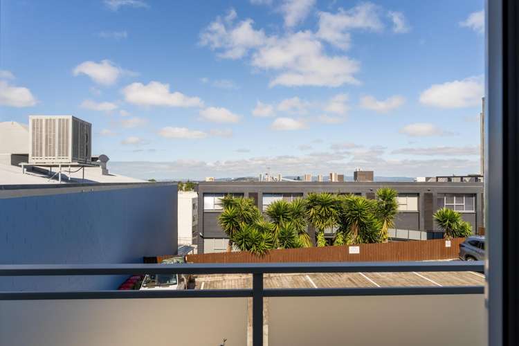 29E Mount Eden Road Eden Terrace_13