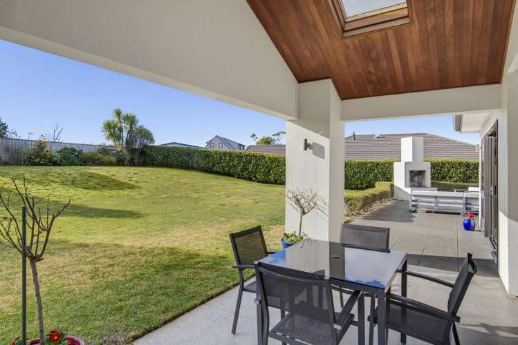 8 Rae Lane Paraparaumu Beach_35