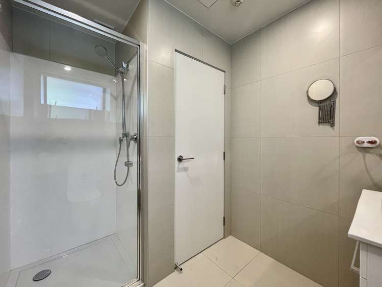 G02/7C Hinaki Street Point England_21