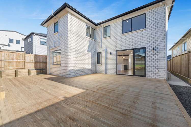6 Ballyliffin Drive Flat Bush_2