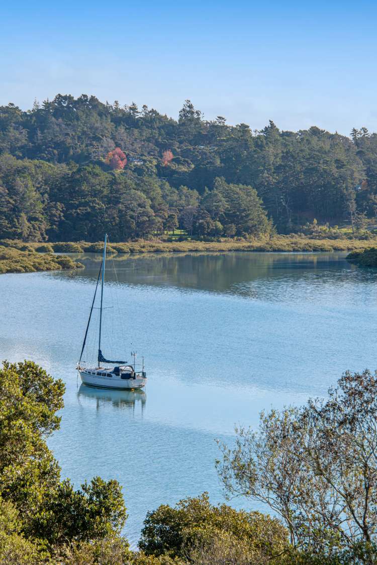 13 Deborah Place Okura_38