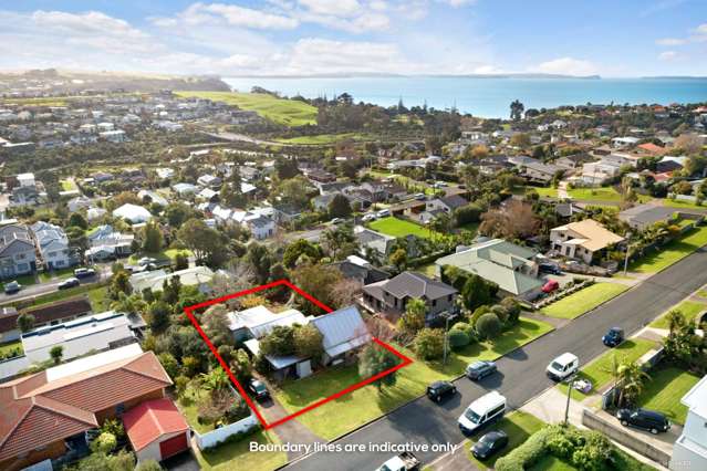 1012m2 Freehold Sea Views