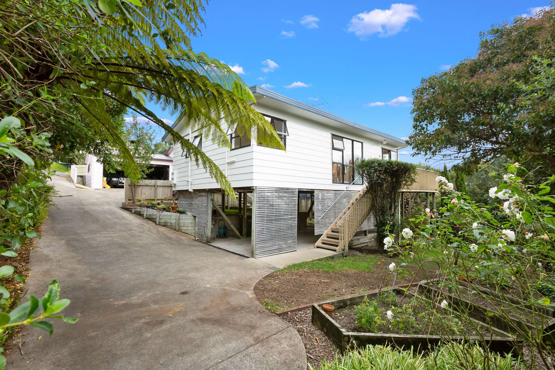 28b Hatfield Heights Hatfields Beach_0