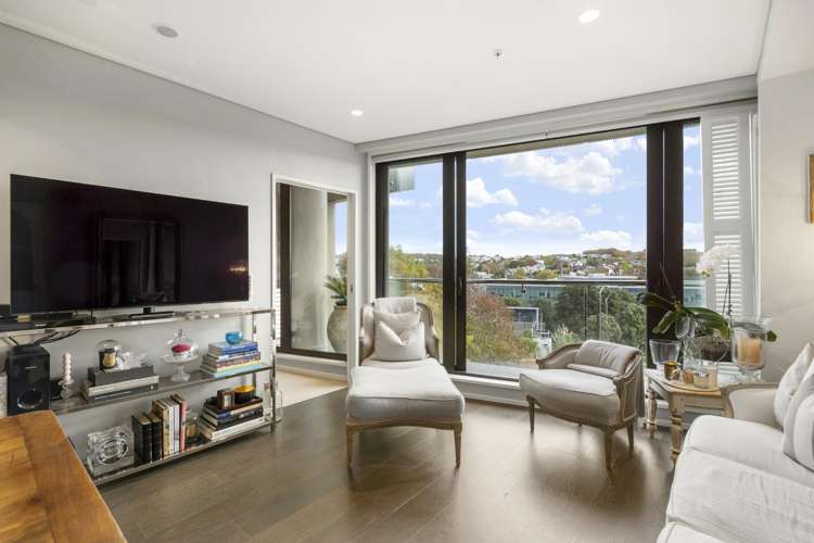 306/70 Sale Street_4