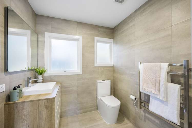 2/7 Hawkins Street Meadowbank_9