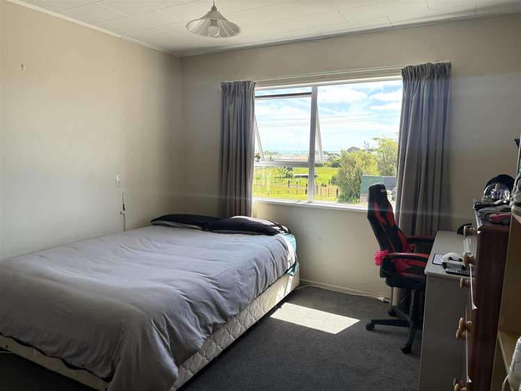 133 Coulson Road Paroa_14