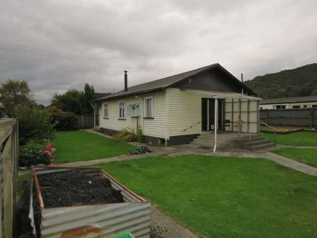 REEFTON - 3 BEDROOMS