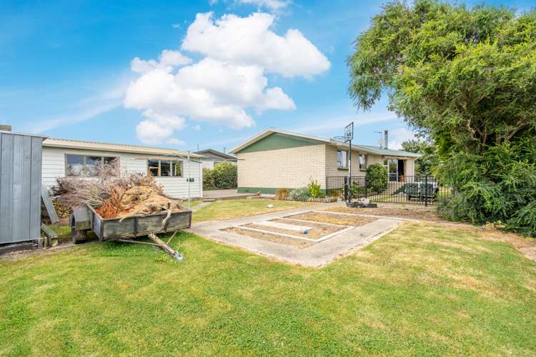 66 Renfrew Street Waikiwi_26