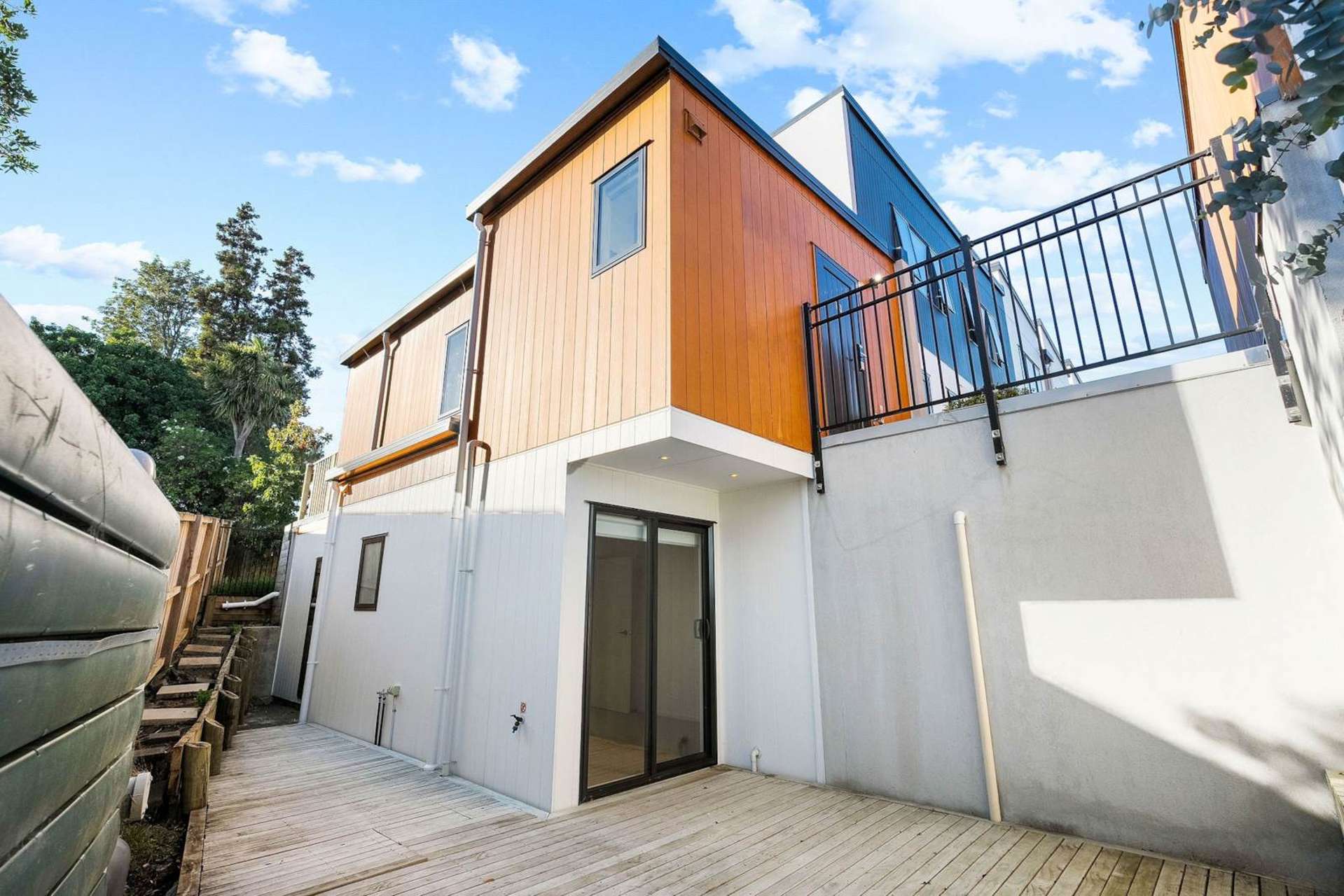 29/18 Hewlett Road Massey_0