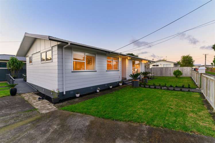 35a Beach Road Te Atatu Peninsula_18
