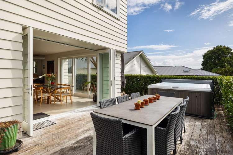 8 Summit Drive Mount Albert_29