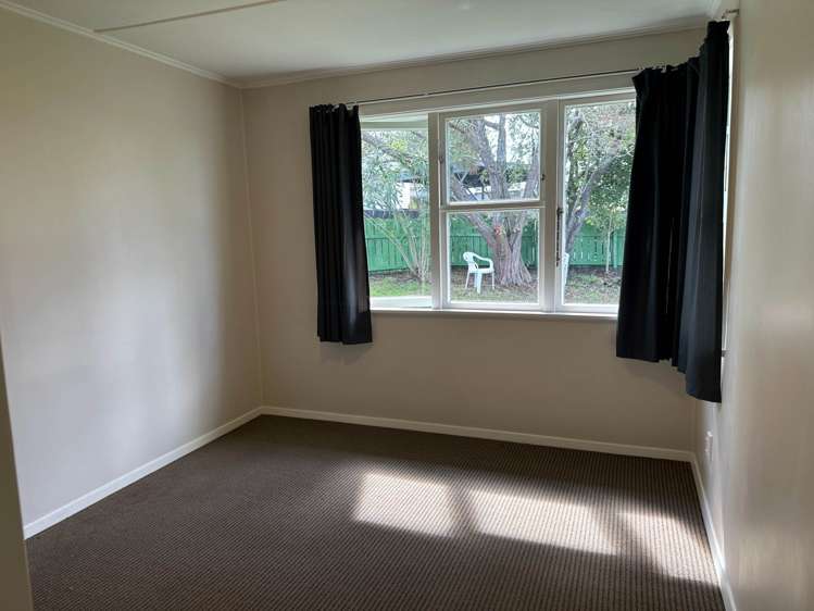 4/331 Royal Road Massey_7