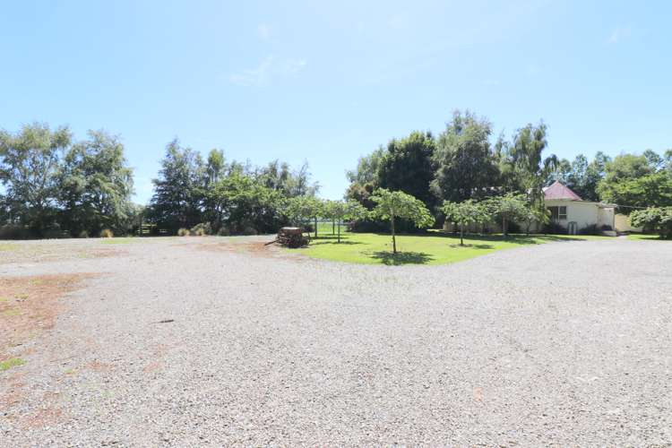 1059c Winton Lorneville Highway Winton Surrounds_32