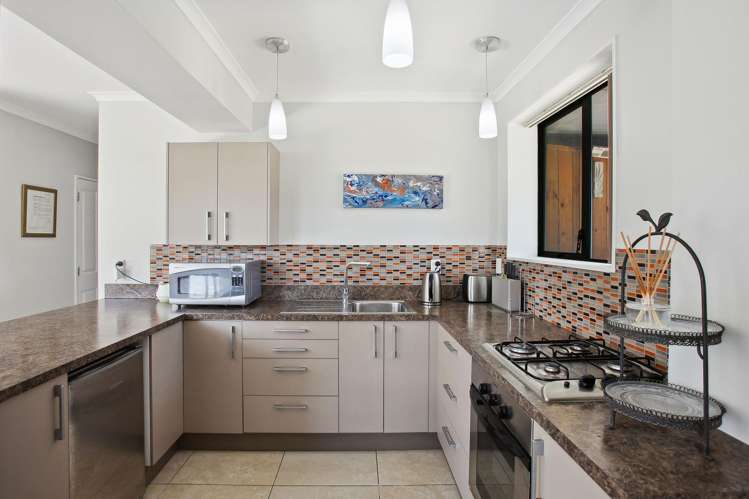 21 Waller Avenue Bucklands Beach_3