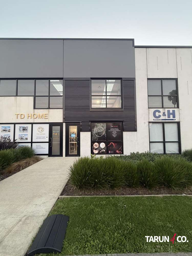 2/90 Hobsonville Road Hobsonville_1