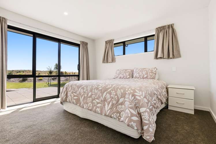 1 Glendas Way Acacia Bay_11