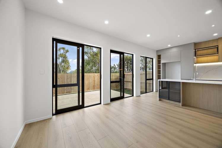 2/31 Weybridge Crescent_2