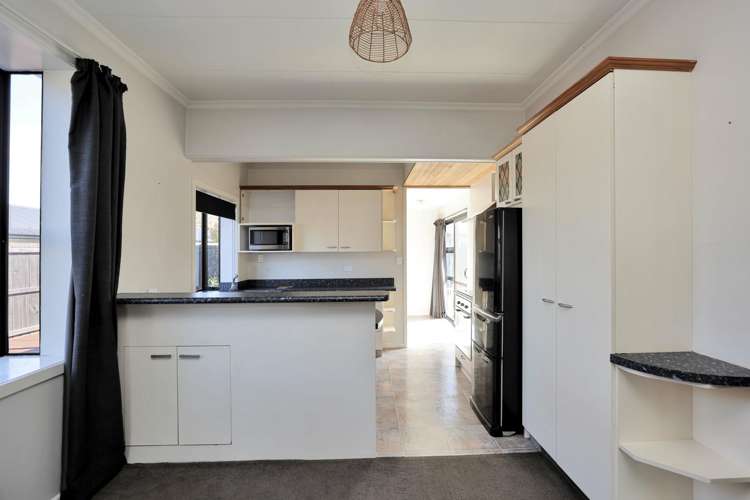 117 Creek Road Allenton_11