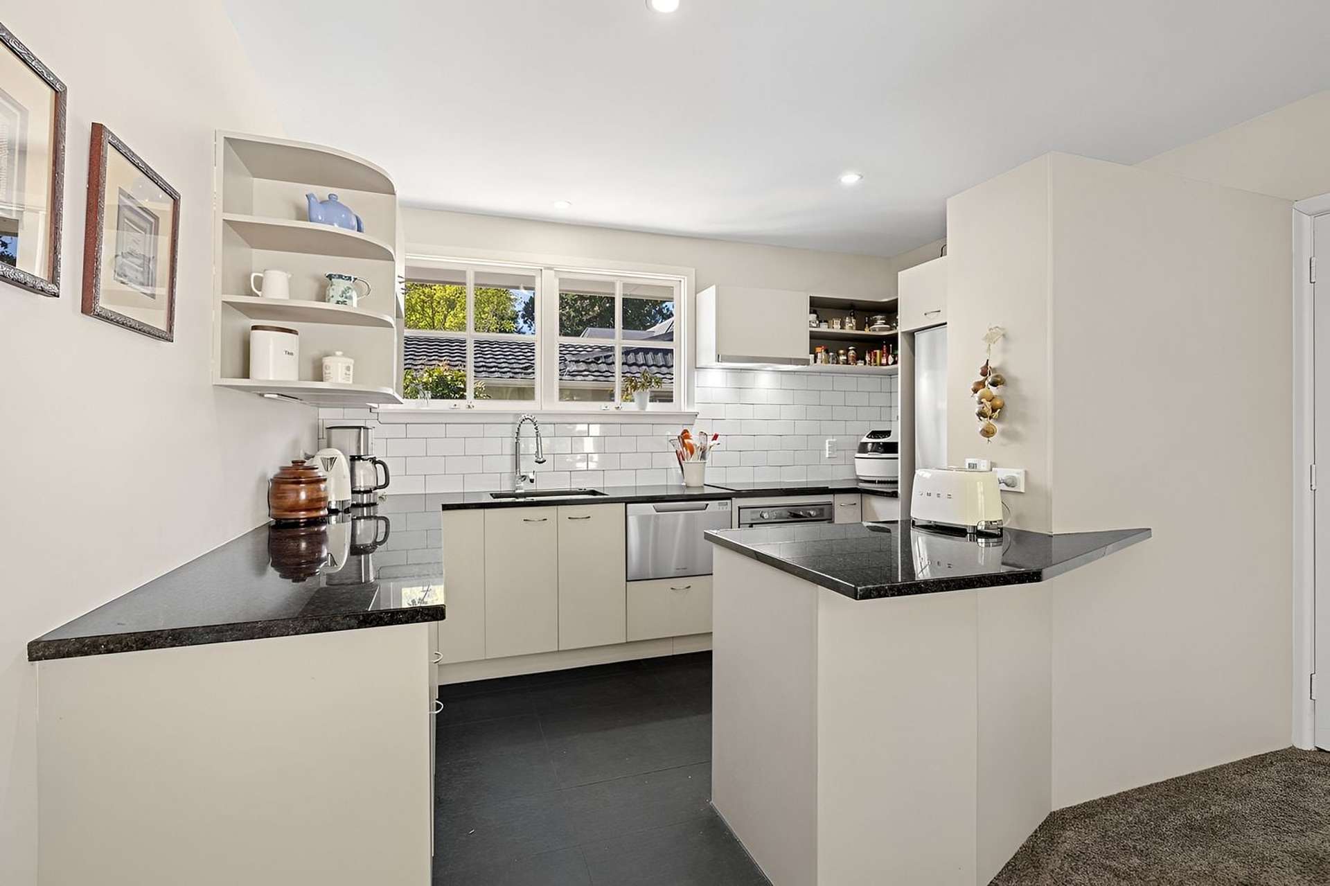 1/203B Clyde Road Burnside_0