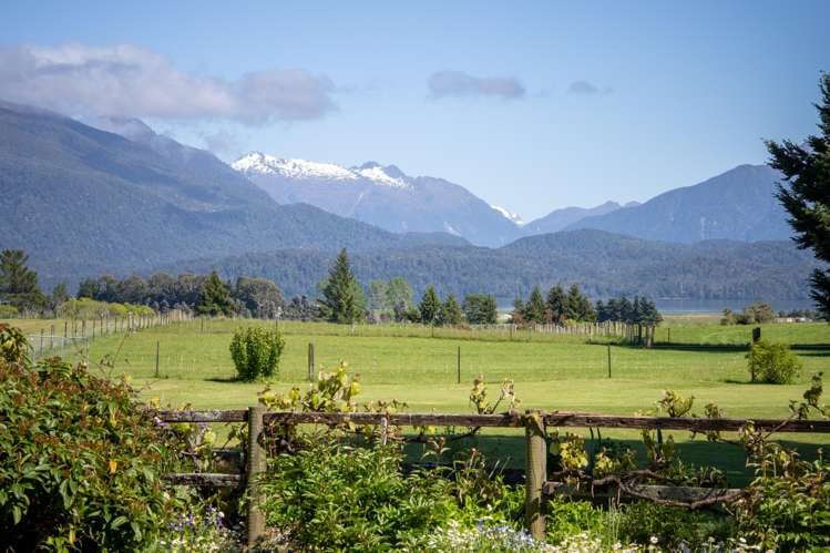 153 Te Anau Milford Highway Te Anau_20