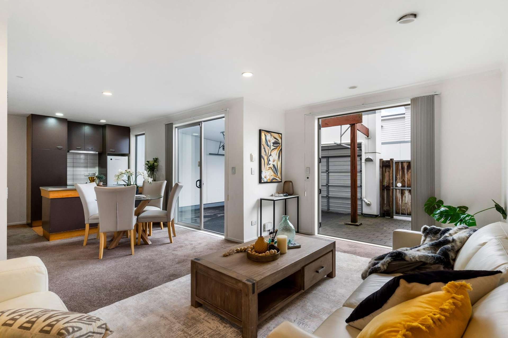 16/3 Wagener Place Mount Albert_0