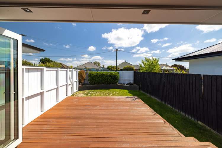 33 Reginald Street Burwood_18