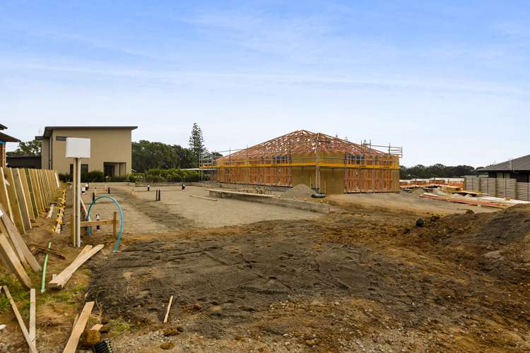 8 Oakmont Crescent Waiwhakaiho_14