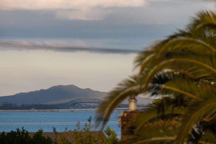 2/11 Jaemont Avenue Te Atatu South_5