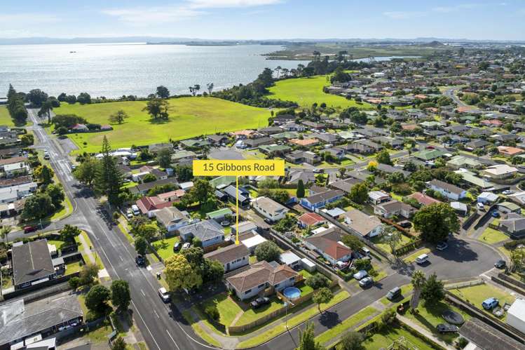 15 Gibbons Road Weymouth_15