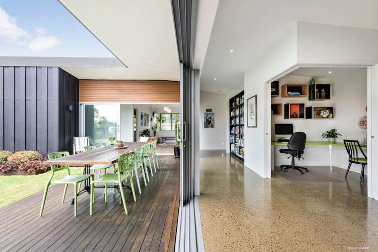 31 Columbia Crescent Beachlands_3