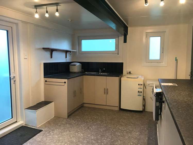 36 Western Road Laingholm_7