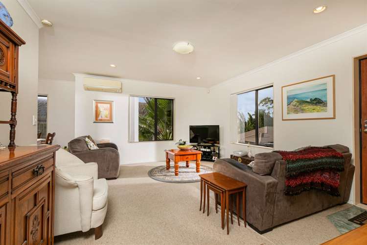 15 Westglen Place Ranui_17