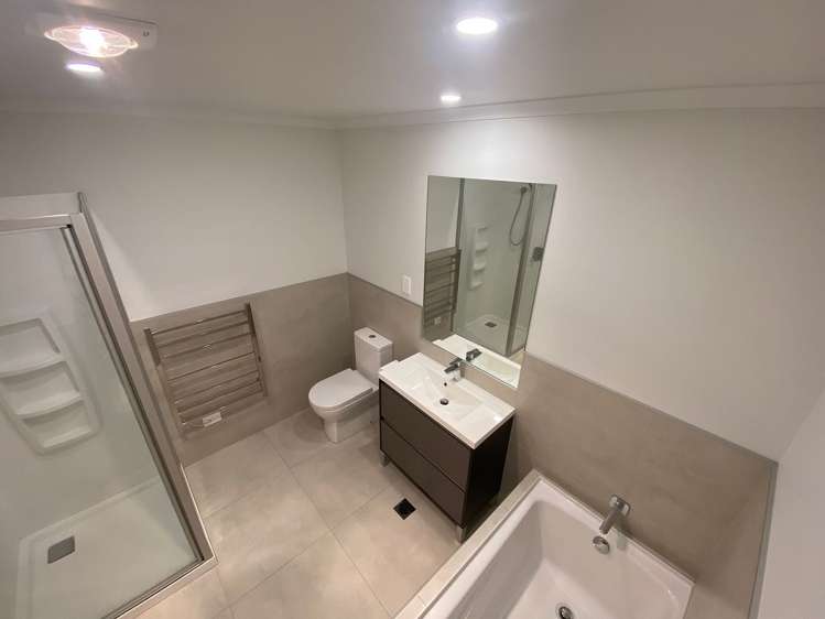 6 Orowaru Avenue Massey_13