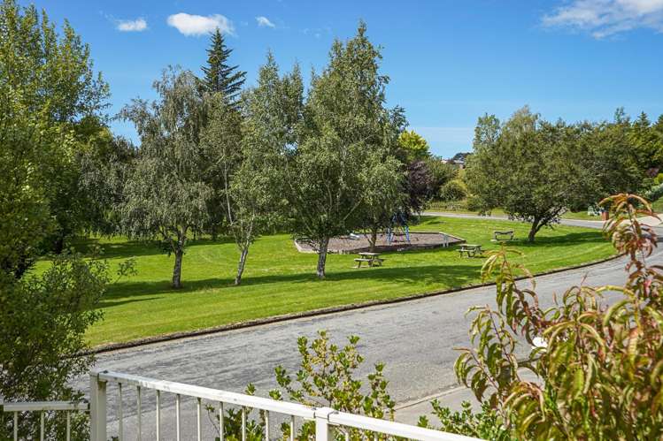 1/10 Valley Road Greta Valley_11