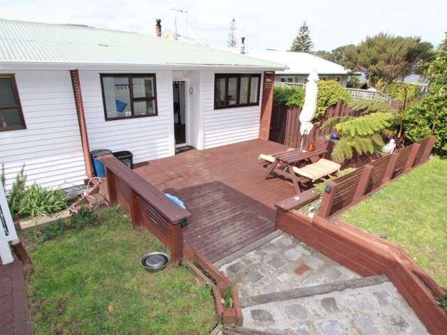 11 Raroa Place Pukerua Bay_1