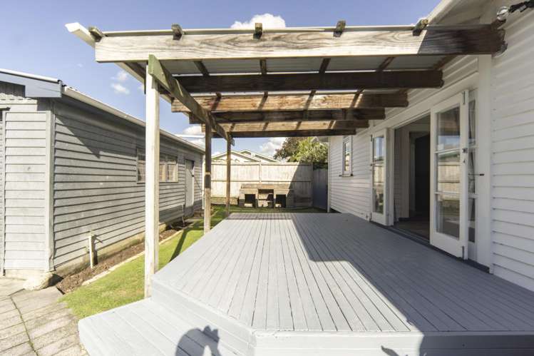 84 Nixon Street Hamilton East_16