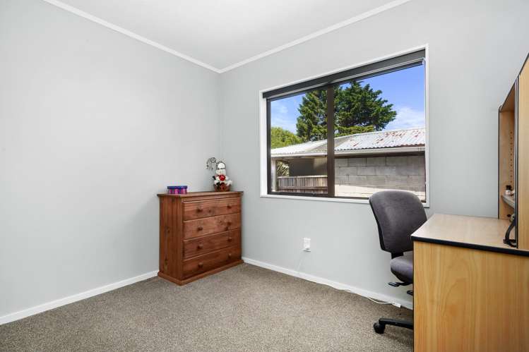 79 Lord Street Stokes Valley_12