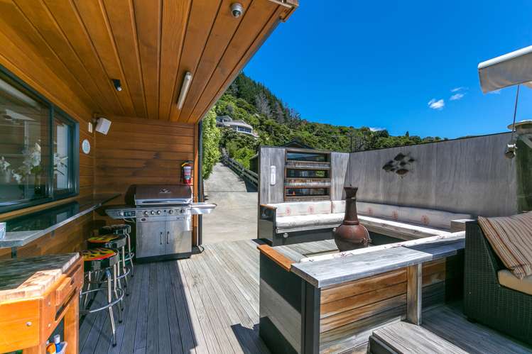 351 Port Underwood Road Whatamango Bay_10