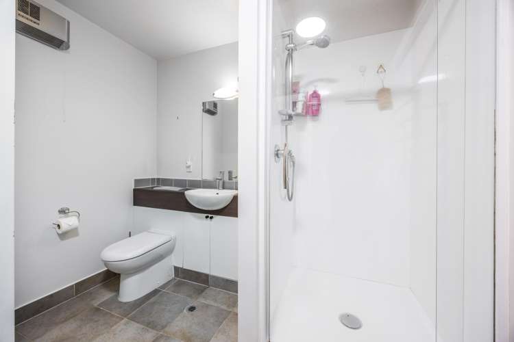 008/1 Parliament Street Auckland Central_9