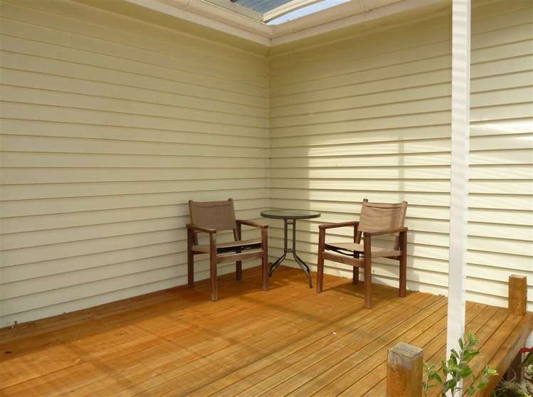 21 West Crescent Te Puru_18