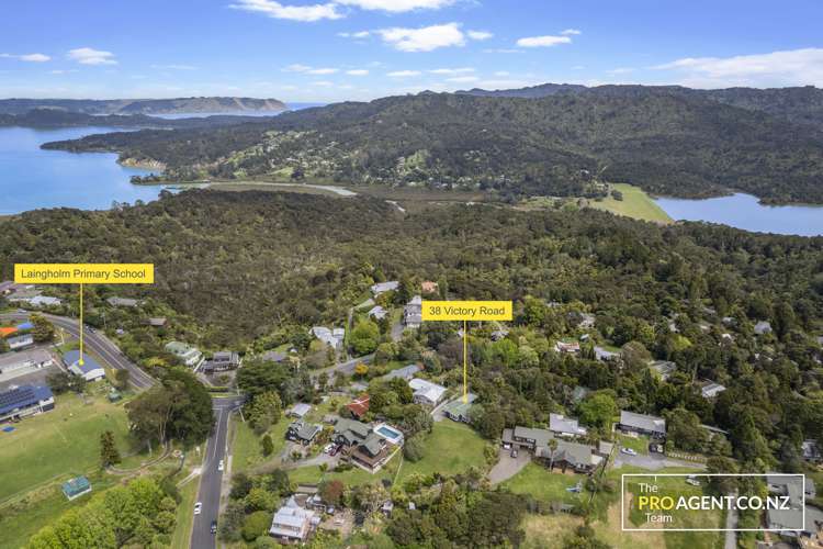 38 Victory Road Laingholm_26