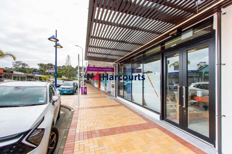 2/421 Beach Road Mairangi Bay_1